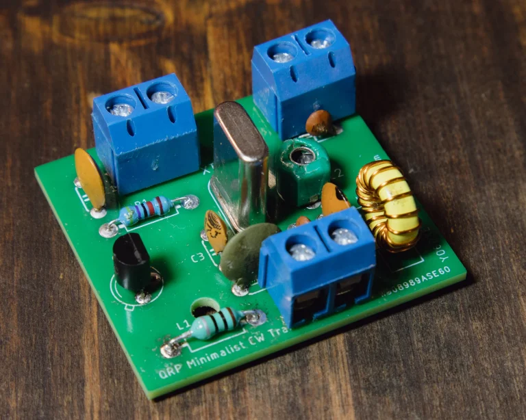 Minimalist CW Transmitter Minimalist CW Transmitter