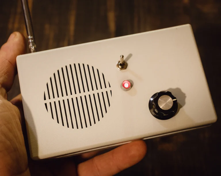 Audible RF Field Strength Meter Simple Audible RF Field Strength Meter
