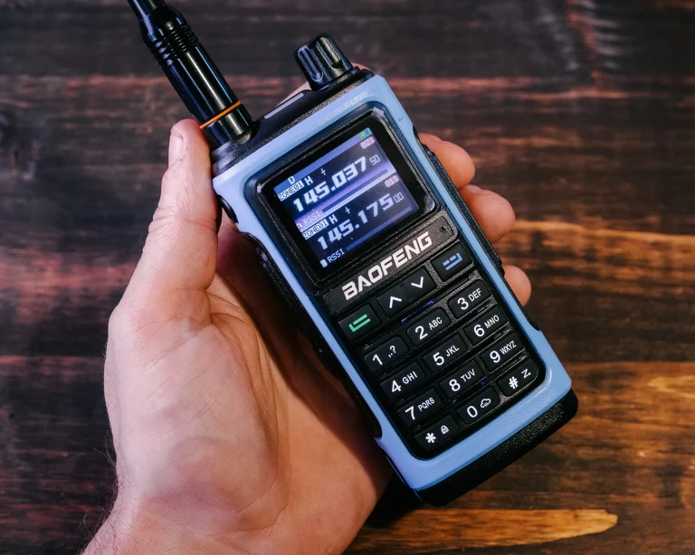 Baofeng UV-7B - 5W VHF / UHF Baofeng UV-7B